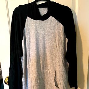 Gap lightweight, long sleeve hoodie